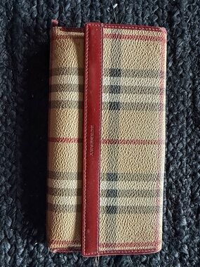 Vintage Burberry Beige Check Continental Wallet with Red Trim